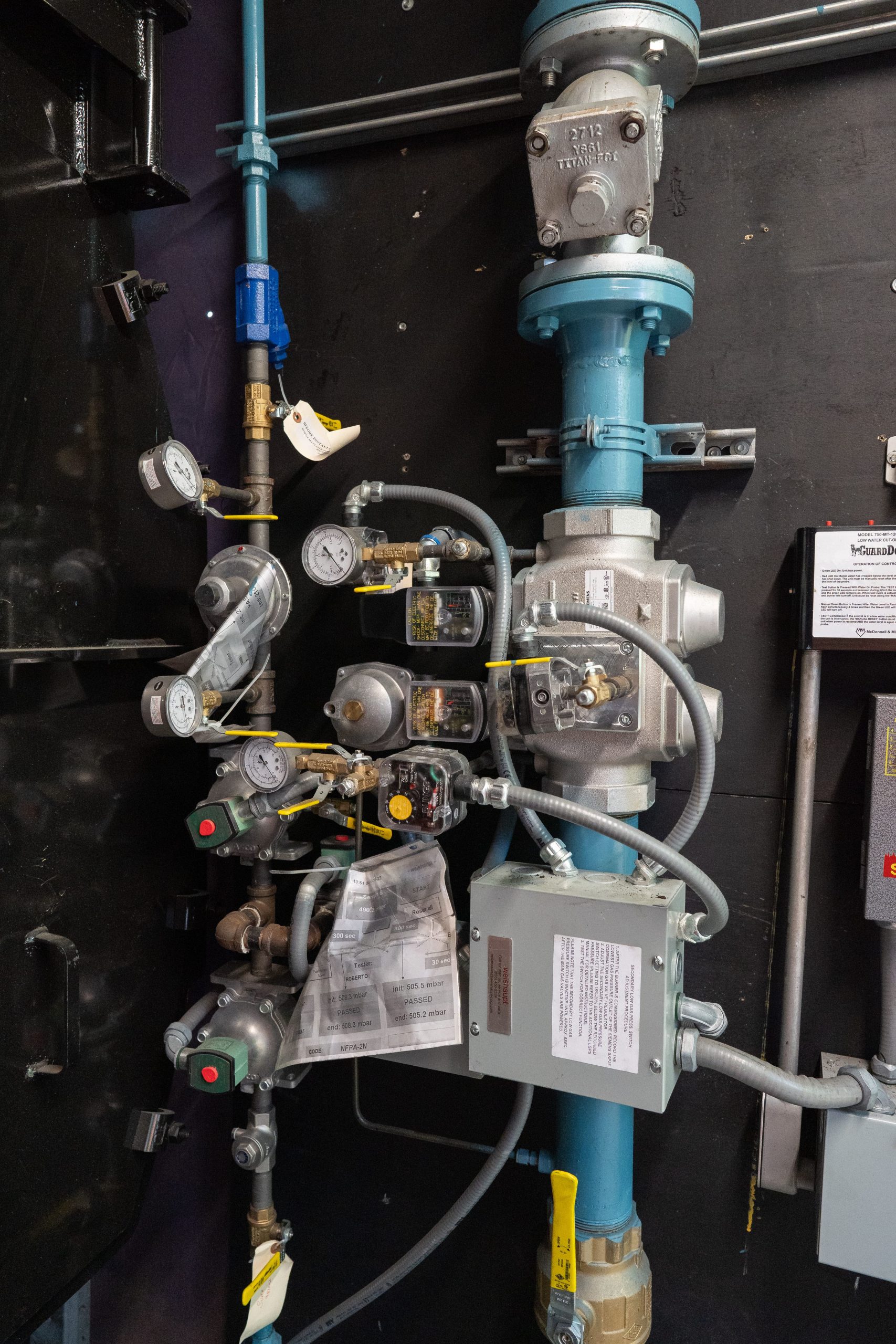 High-efficiency New York City boilers for large buildings