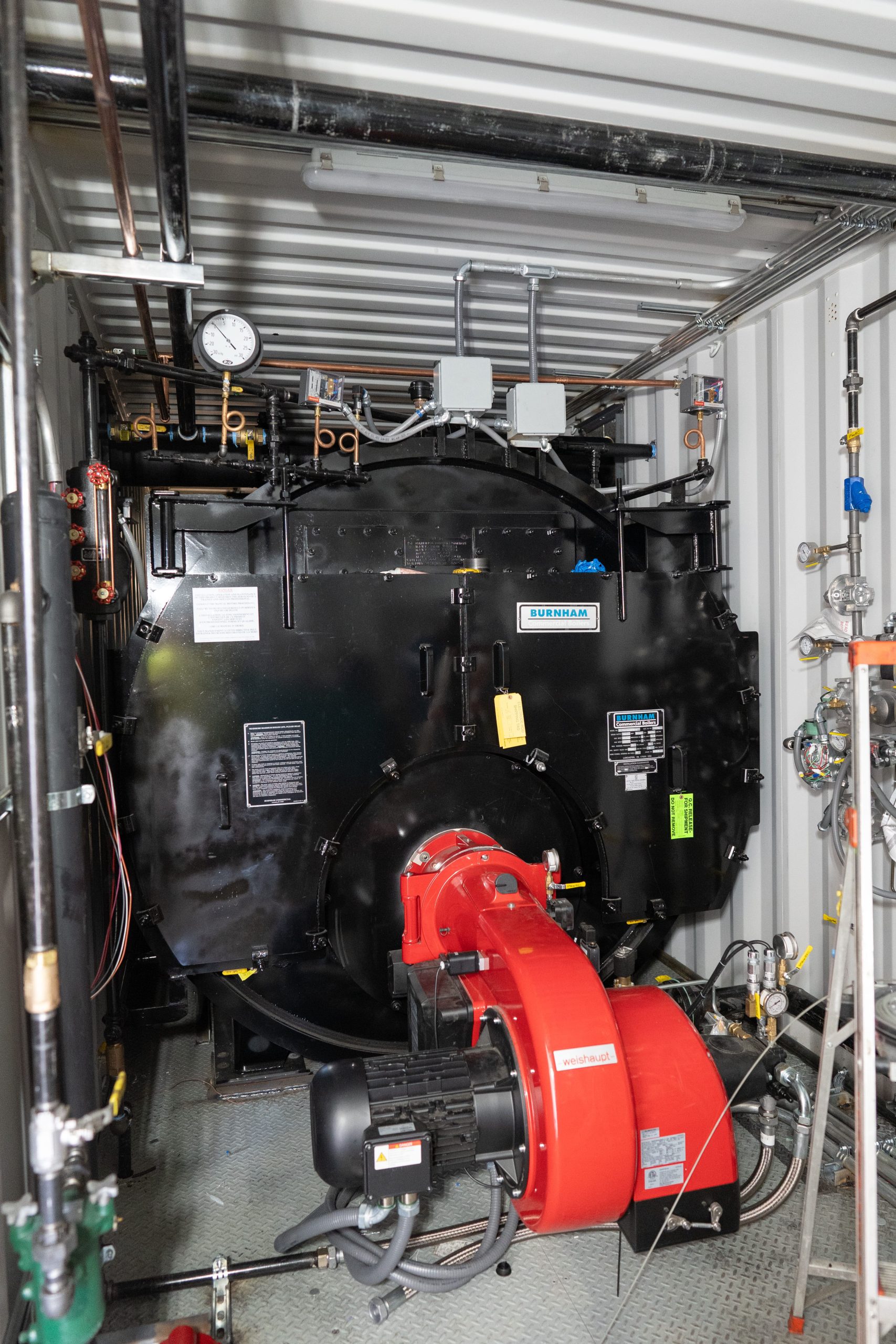 High-capacity temporary boiler for manufacturing plants