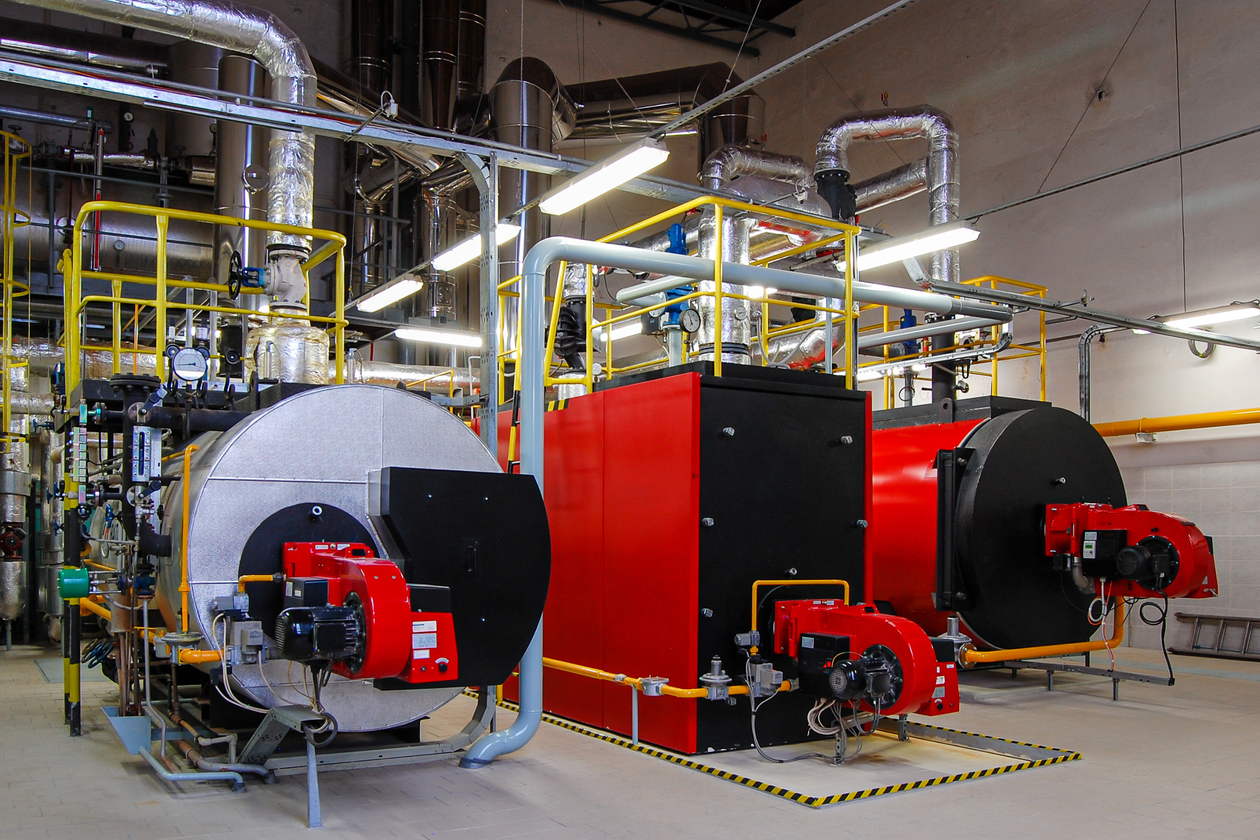 High-capacity boiler rental for manufacturing plants